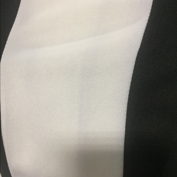 New BOGO TORRID plus size stretch leggings BUY ONE GET ONE FREE - Picture 2 of 4